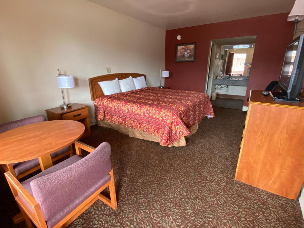 Travel Inn Lackland Sea World サンアントニオ エクステリア 写真