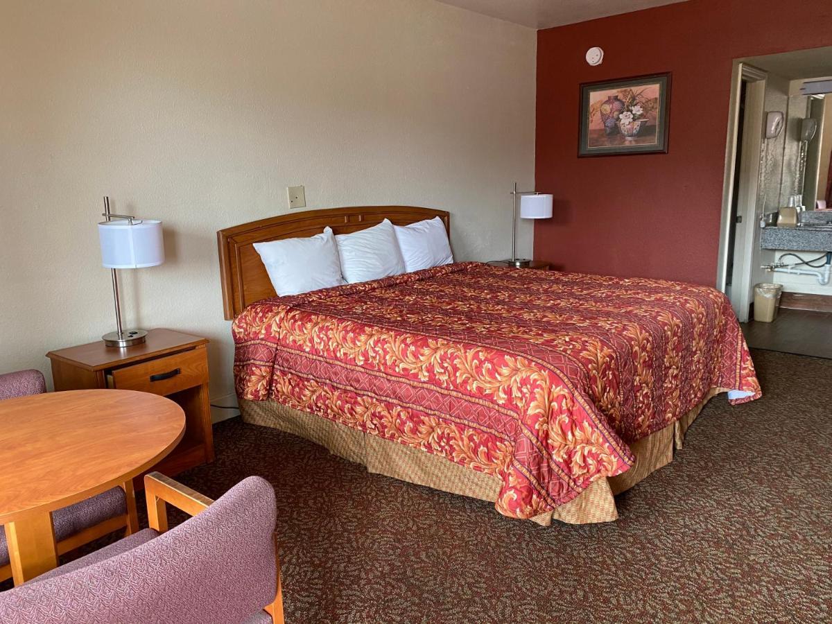 Travel Inn Lackland Sea World サンアントニオ エクステリア 写真